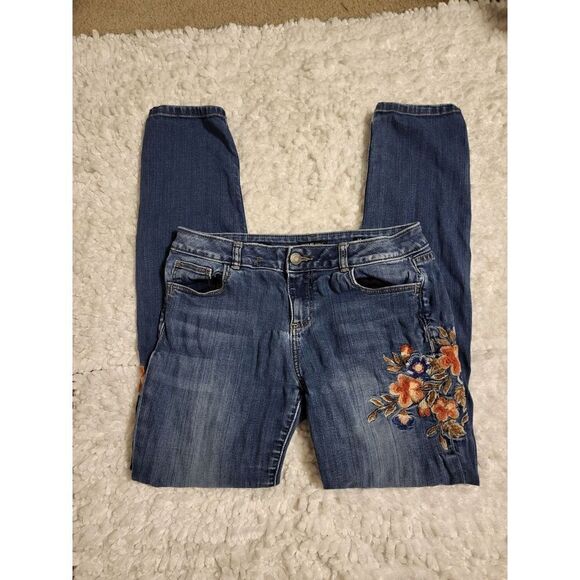 Miss Me girl jeans with embroidery on both legs - Picture 1 of 12